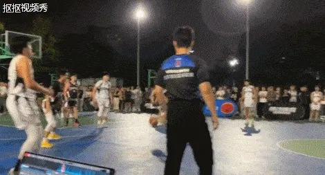 开云体育在线开云-BCBL:北京工业大学李星原篮下上篮遭曹恩诚大帽