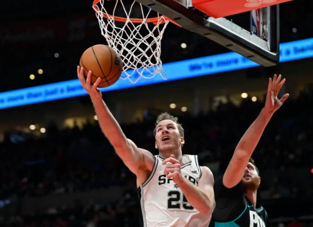 开云体育在线开云-进入交易风暴中心 珀尔特尔：在NBA中球员如同棋子