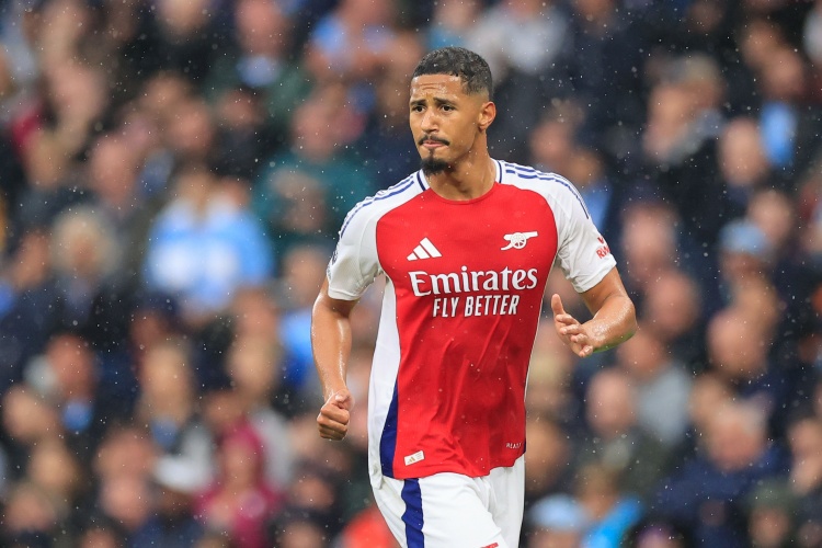 法媒：阿森纳正在与萨利巴商讨续约，但球员现在面临多家豪门竞争